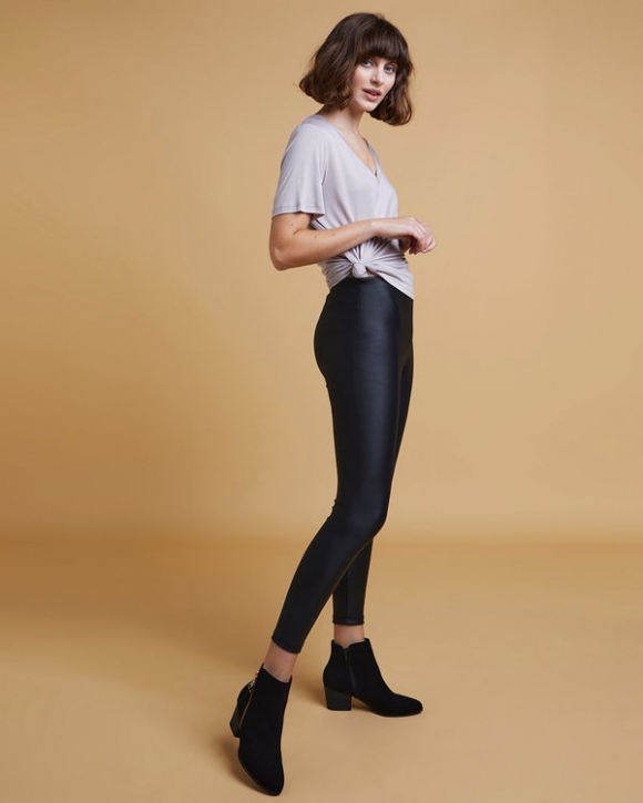 Gallery Faux Leather Leggings Gallery Faux Leather Leggings