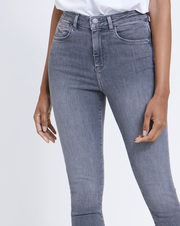 Ultimate Skinny Mid Rise Jeans