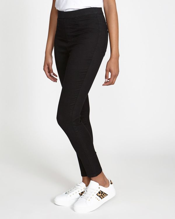 Essential Denim High Rise Jeggings