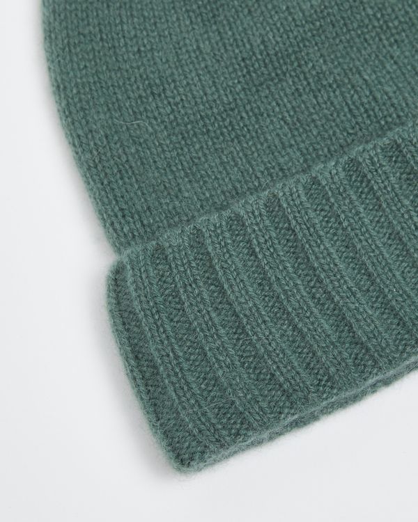 Carolyn Donnelly The Edit Cashmere Hat