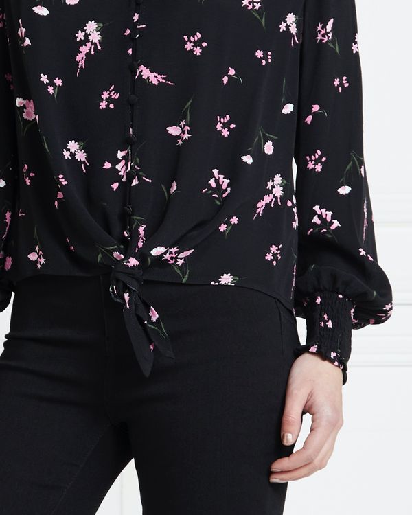 Gallery Ojai Button Top