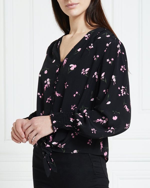 Gallery Ojai Button Top