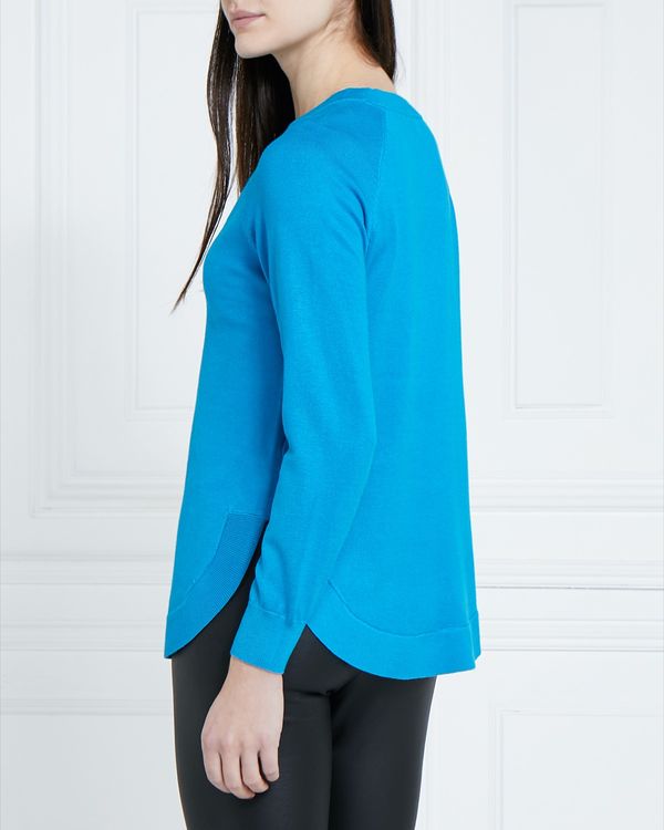 Gallery V-Neck Round Hem Jumper