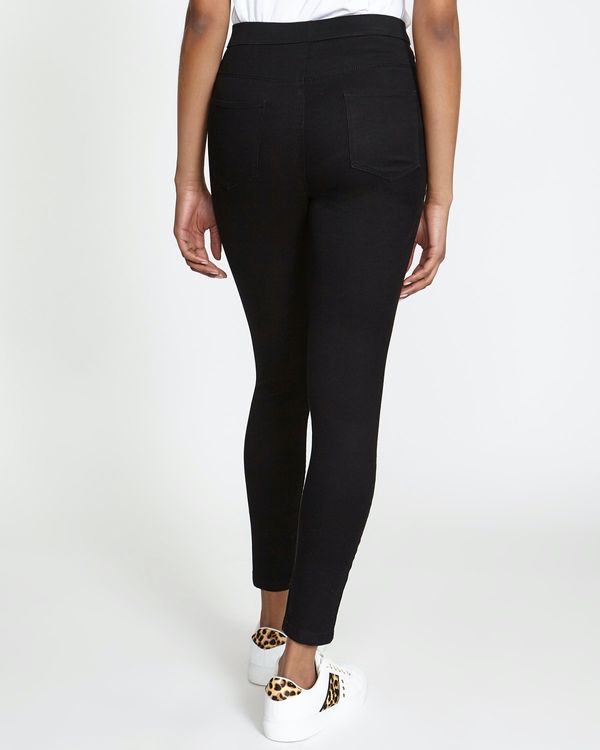 Essential Denim High Rise Jeggings