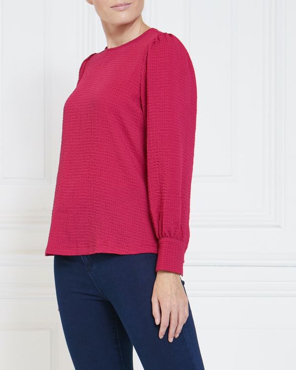Gallery Crinkle Top