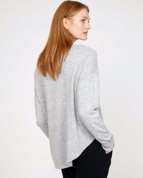 Carolyn Donnelly The Edit Grey Curved Hem Sweater