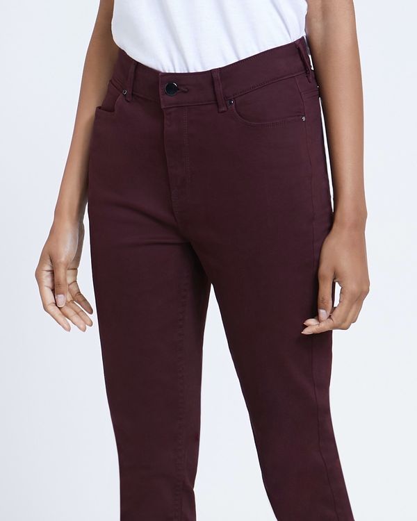 Straight Fit Mid Rise Jeans