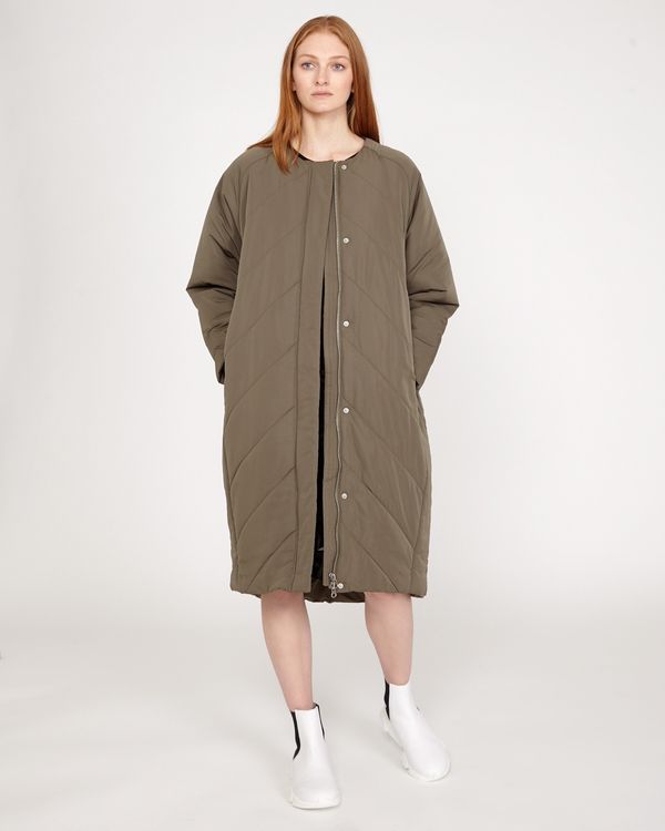 Carolyn Donnelly The Edit Quilted Raglan Coat